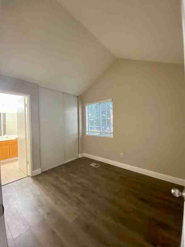 236 Redstone Cir - Photo 6 of 15