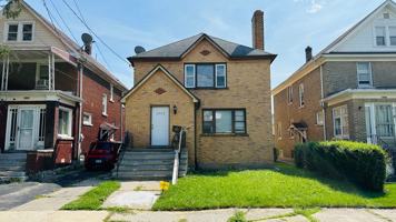 featured image of 1553 Whitney Ave