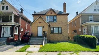 1553 Whitney Ave - Photo 1 of 1