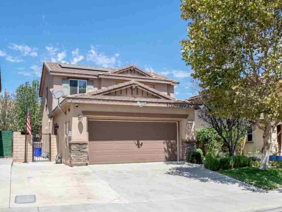 3733 Bur Oak Rd