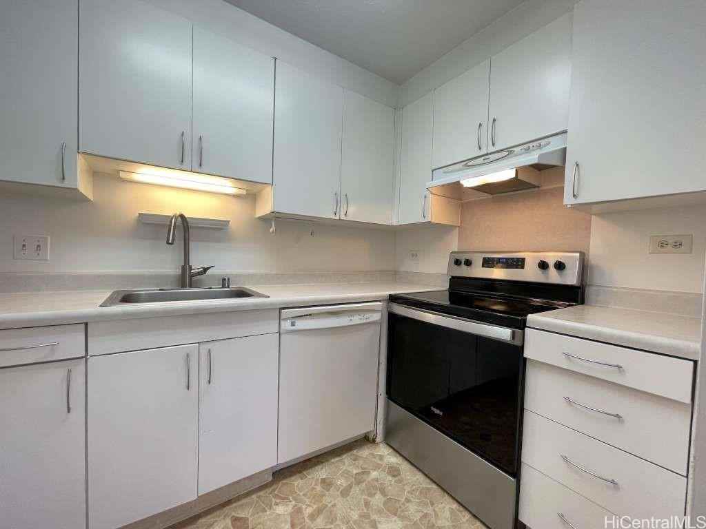 1505 Alexander St #804 - Photo 5 of 15