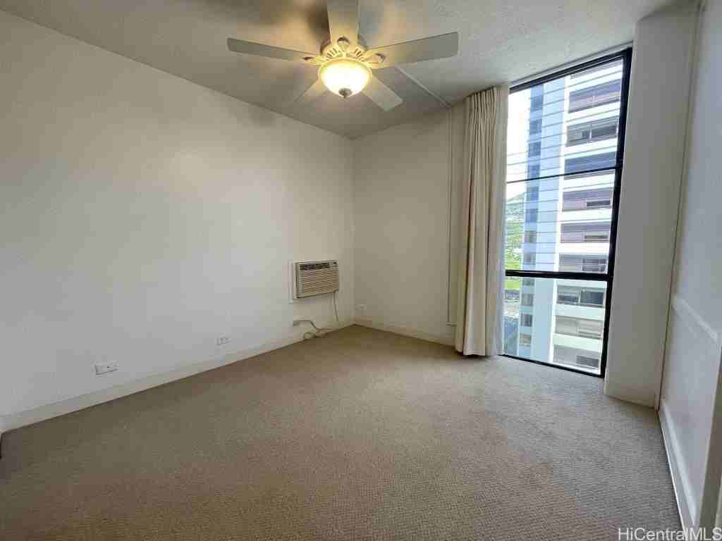 1505 Alexander St #804 - Photo 7 of 15