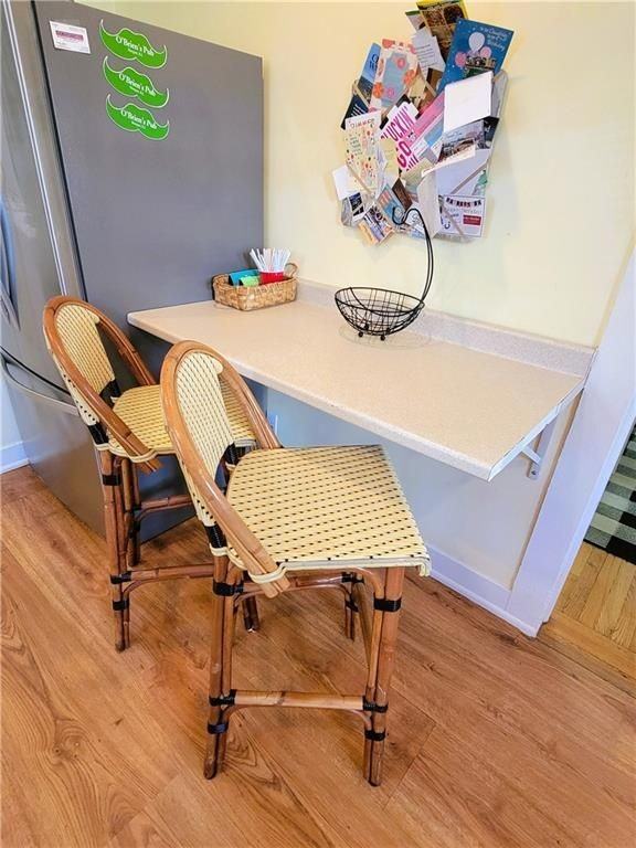 676 Thames St - Photo 7 of 25