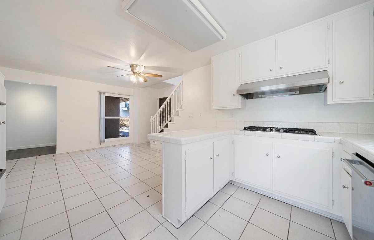 9628 Mariposa Ave - Photo 7 of 8