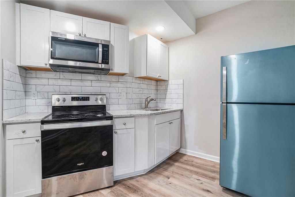 345 Green Love Ln - Photo 5 of 15