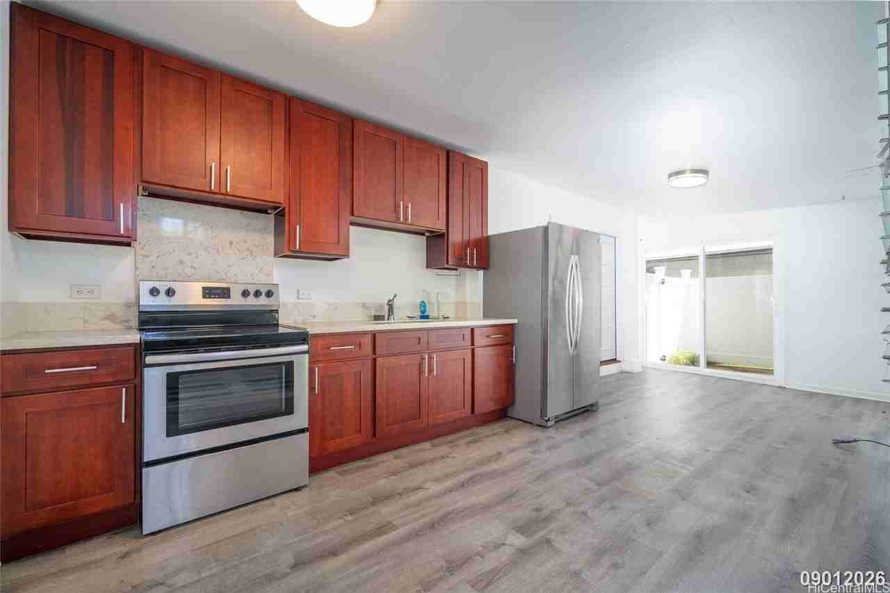 4211 Halupa St #B - Photo 7 of 20