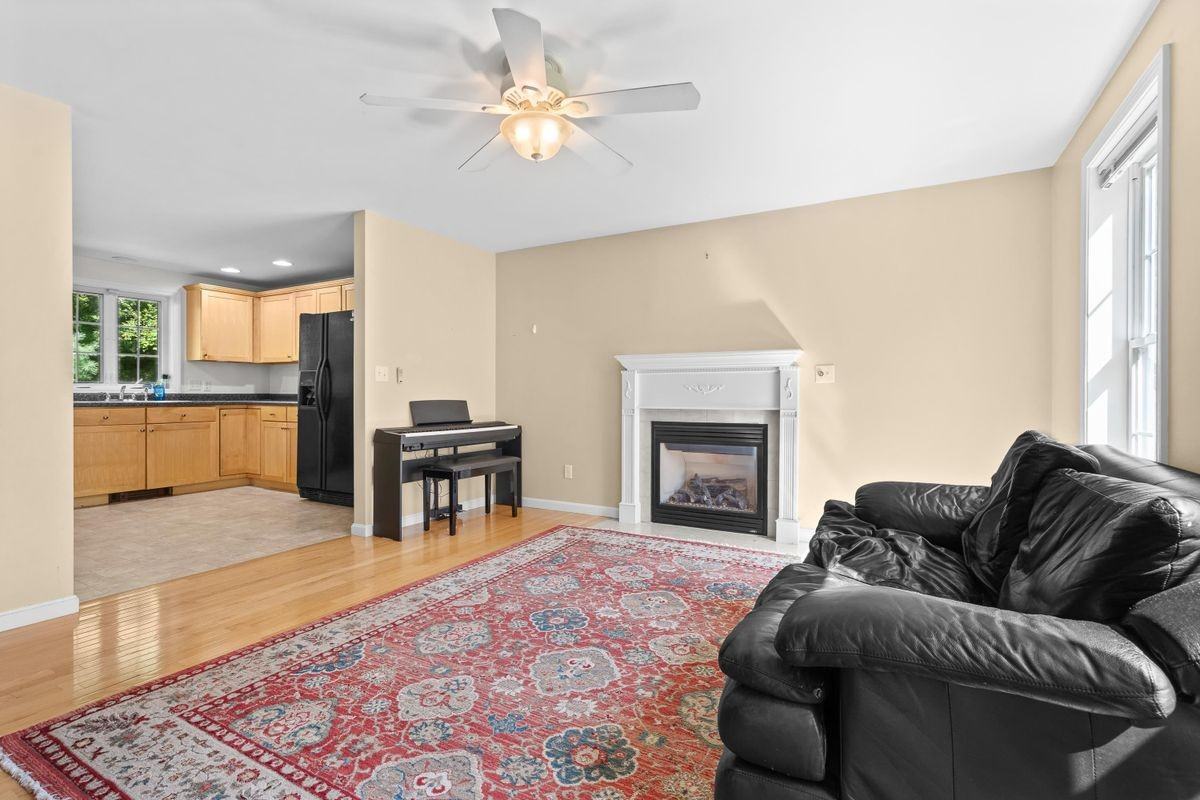 53 Tan Rd - Photo 3 of 39