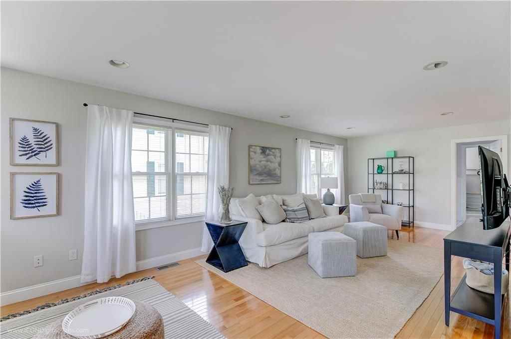 17 Clinton St - Photo 2 of 34