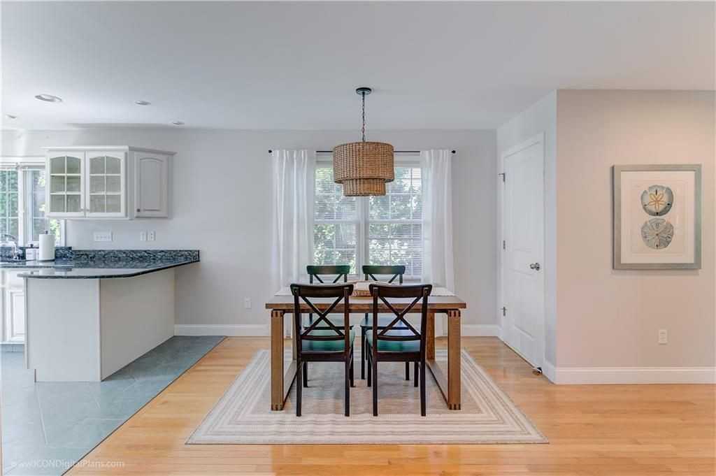17 Clinton St - Photo 5 of 34