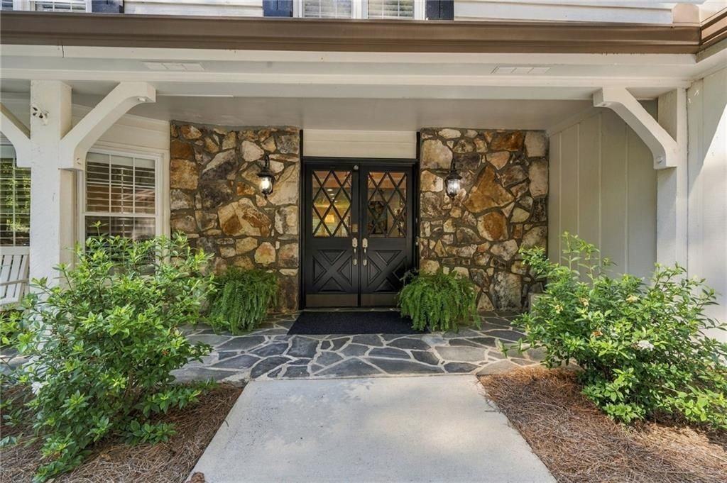 510 Dalrymple Rd - Photo 4 of 50