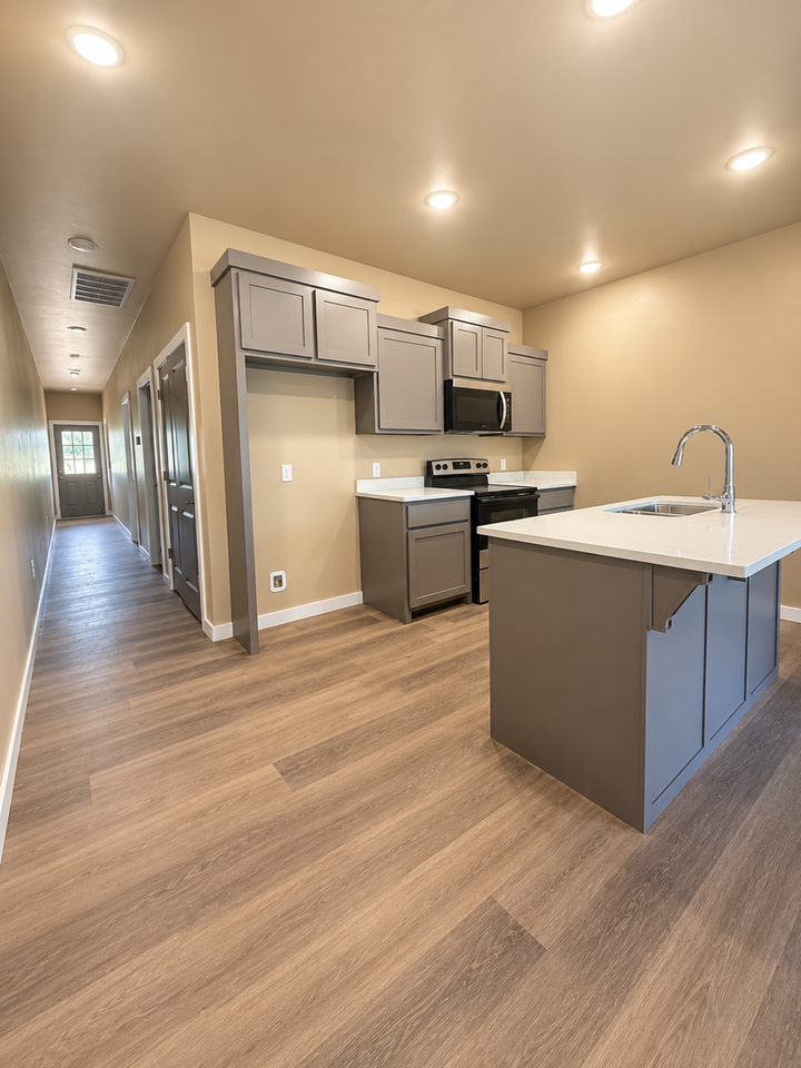 2104 Charles Whitlow Ave - Photo 5 of 9