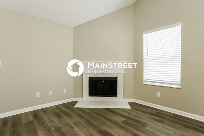 4725 Klondike Cir - Photo 3 of 17