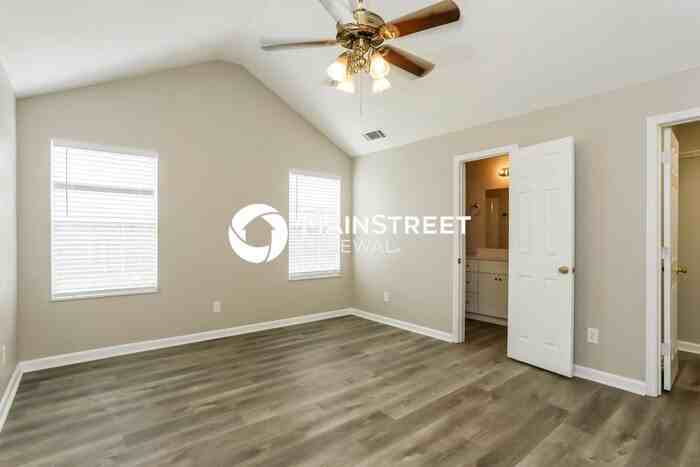 4725 Klondike Cir - Photo 7 of 17