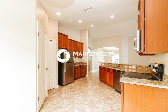 10083 Penwood Way - Photo 5 of 15