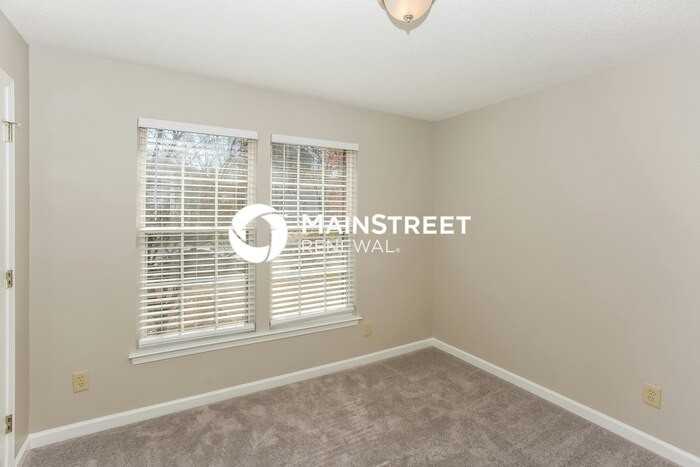 6907 Valhalla Ct - Photo 7 of 17