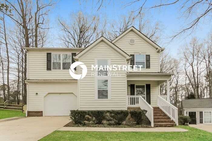 9202 Rotherham Ln - Photo 4 of 17