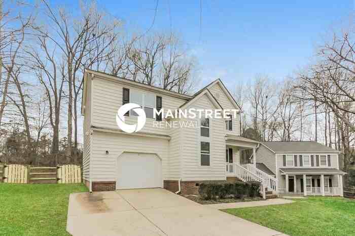 9202 Rotherham Ln - Photo 5 of 17