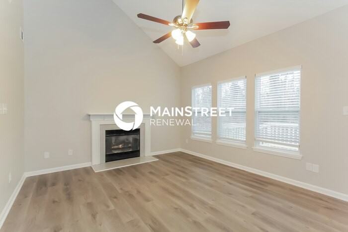 9202 Rotherham Ln - Photo 6 of 17