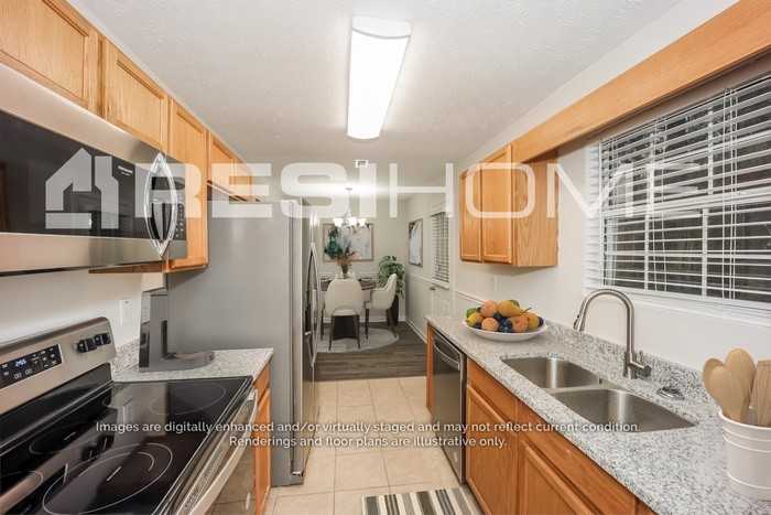 117 Inverness Trce - Photo 3 of 18