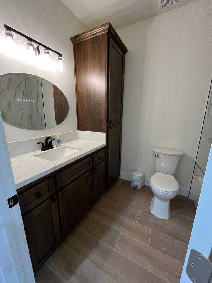 440 N Westwood Ave - Photo 5 of 11