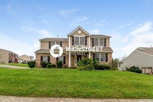 featured image of 11912 Longview Farm Dr