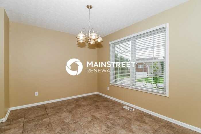 11912 Longview Farm Dr - Photo 5 of 13