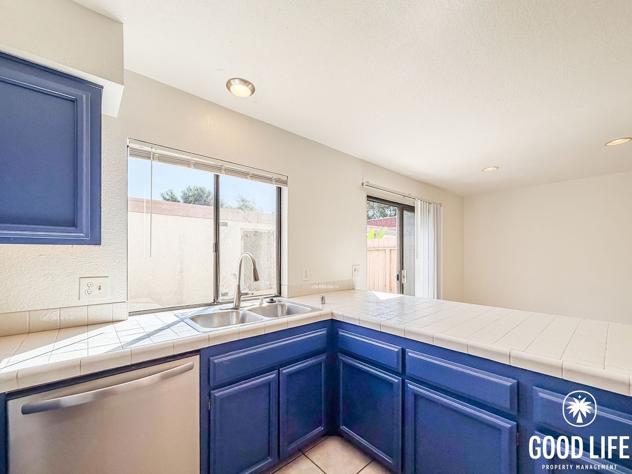 3033 Via Sabinas - Photo 3 of 30