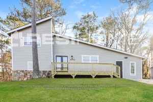 featured image of 6804 Red Maple Dr