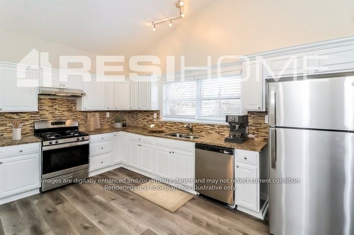 6804 Red Maple Dr - Photo 2 of 21