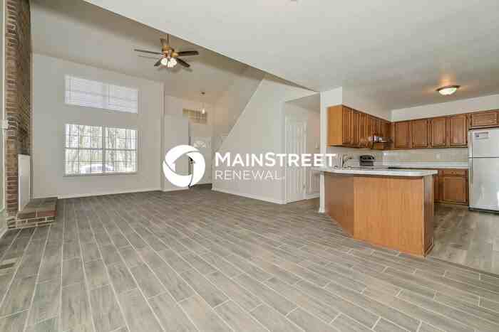 7742 Edith Keeler Ln - Photo 6 of 17
