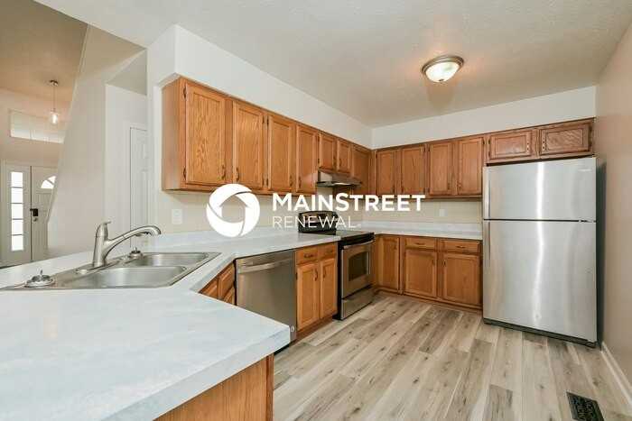 7742 Edith Keeler Ln - Photo 7 of 17
