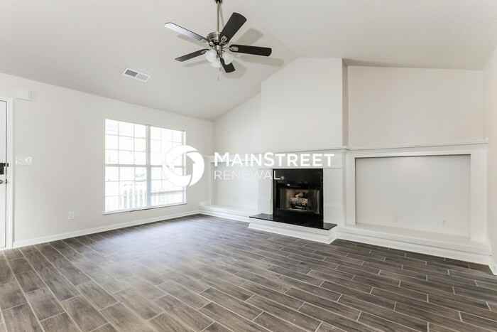 3708 Pointe Cir - Photo 4 of 16