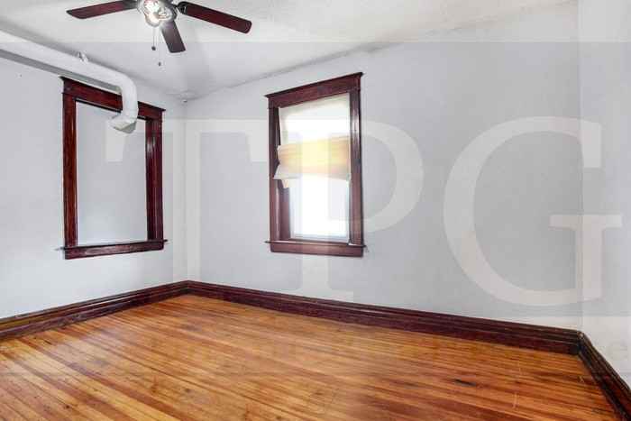 2706 Park Ave - Photo 6 of 17