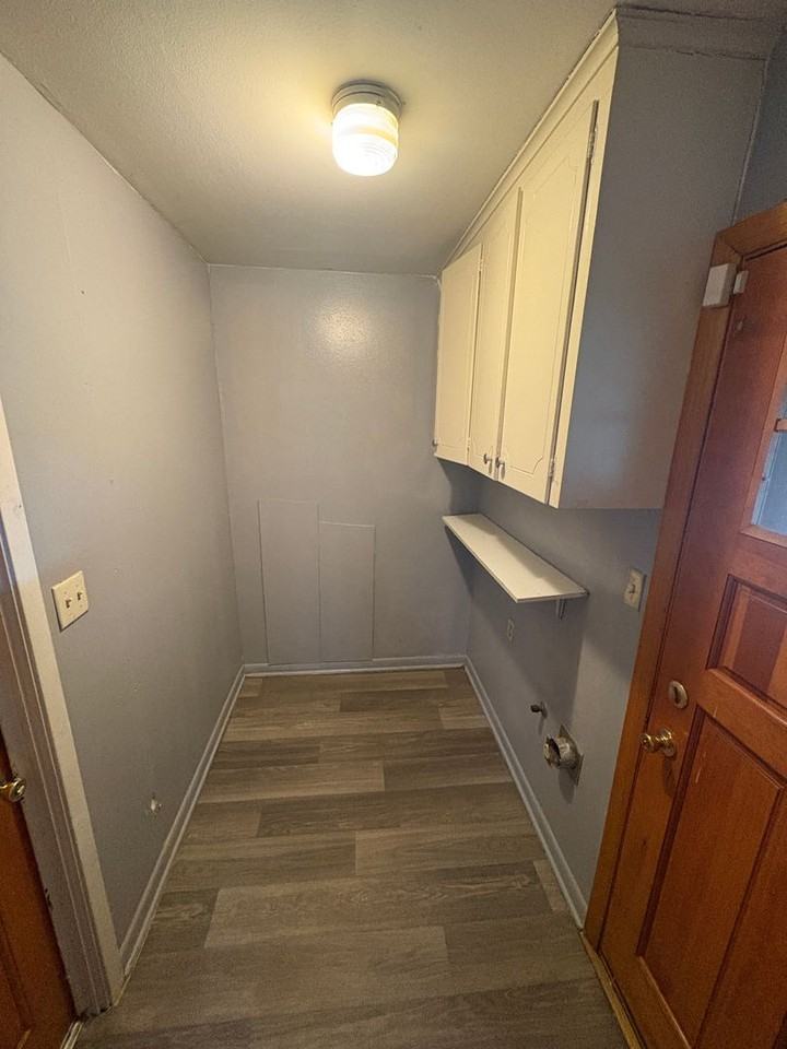 9027 Sara Ln - Photo 5 of 11
