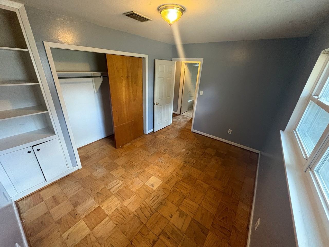 9027 Sara Ln - Photo 7 of 11