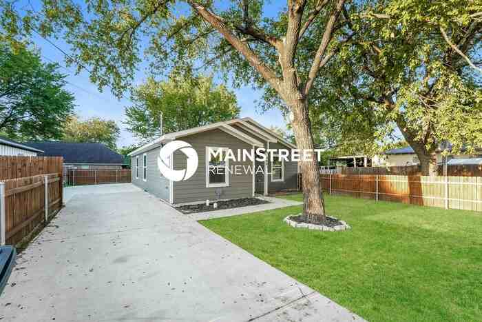4800 Baldwin St - Photo 2 of 18