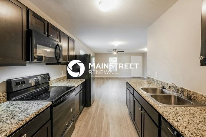4800 Baldwin St - Photo 7 of 18