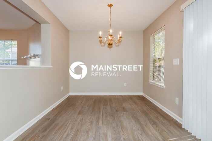 1019 Saint Augustine Pkwy - Photo 4 of 15