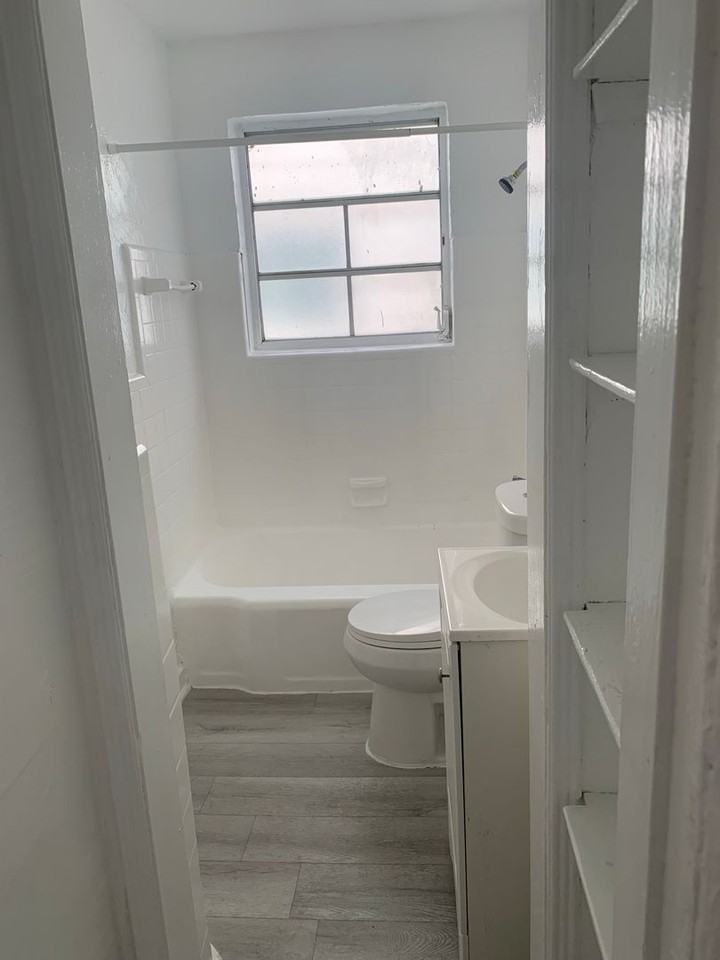 1114 Euclid Ave - Photo 5 of 8