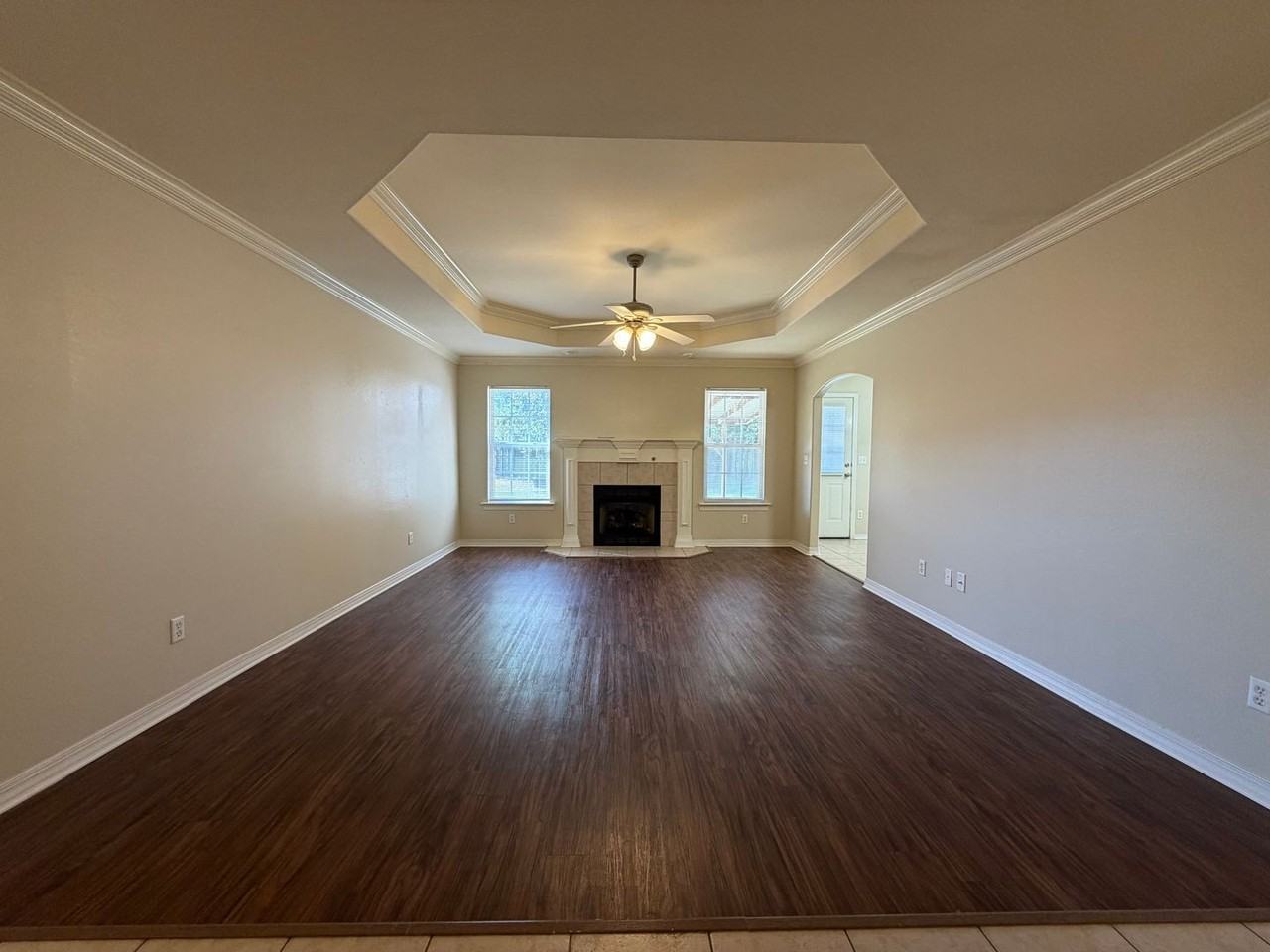 350 Beasley Dr - Photo 5 of 19