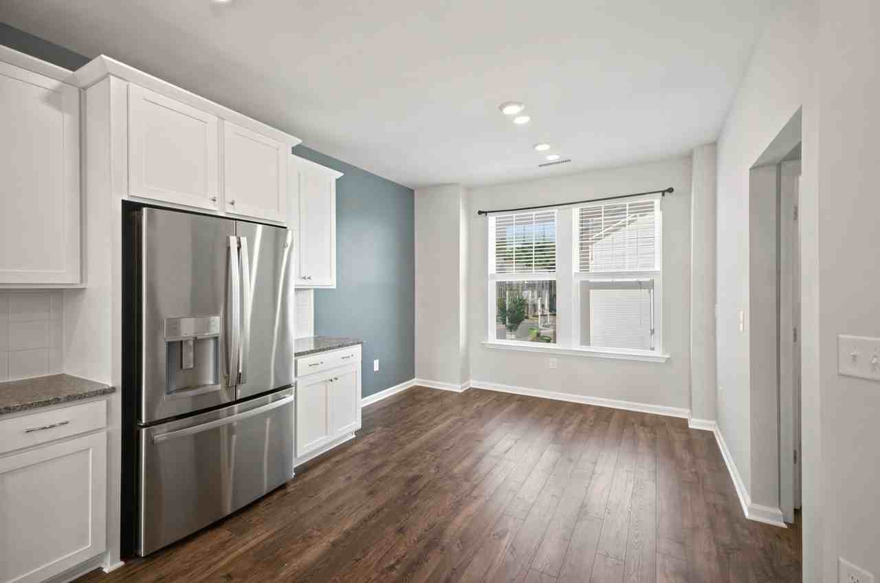 2106 Enrichment Way - Photo 7 of 24