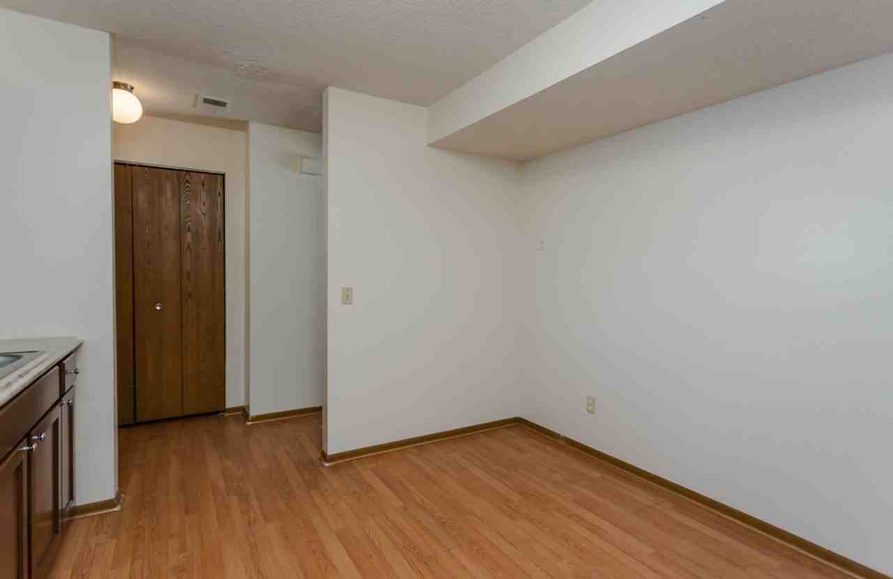 6016-6038 Black Oak - Photo 7 of 22