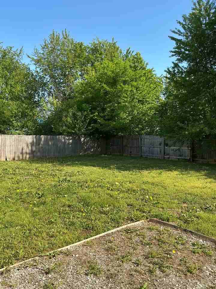 803 Keystone Dr - Photo 6 of 6
