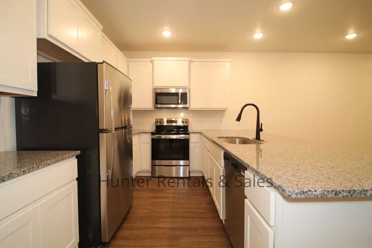 1928 Royal Loop - Photo 6 of 24