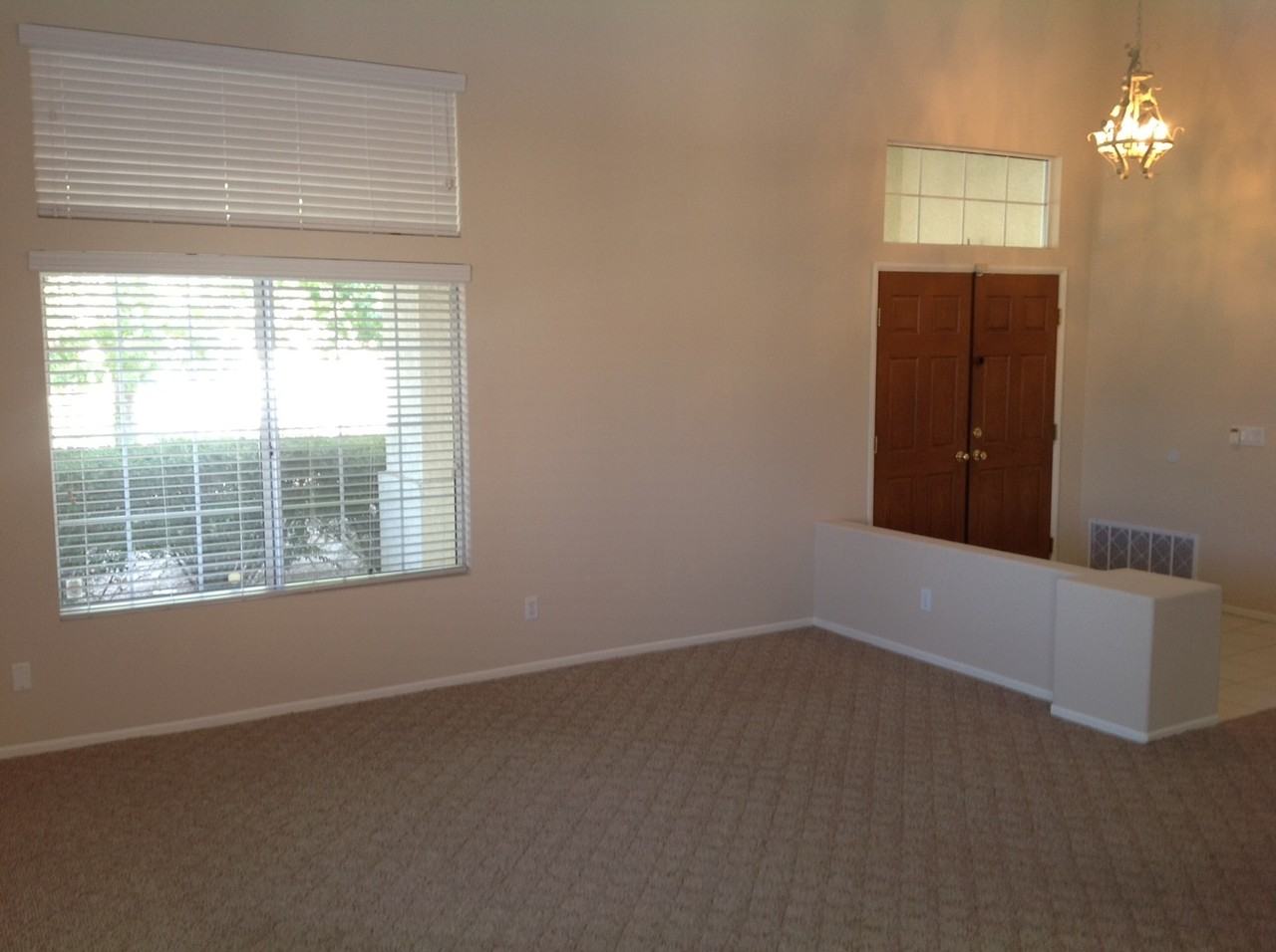 12414 Ravenna Ln - Photo 4 of 17