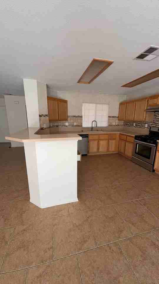 14453 Queen Valley Rd - Photo 3 of 16