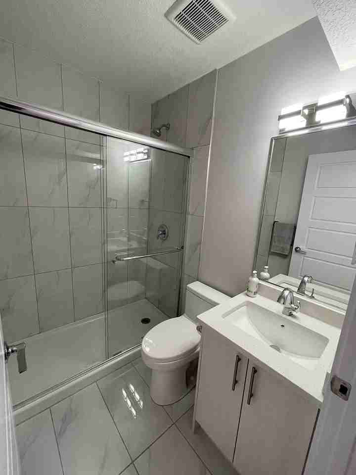12936 70 St Nw - Photo 4 of 14