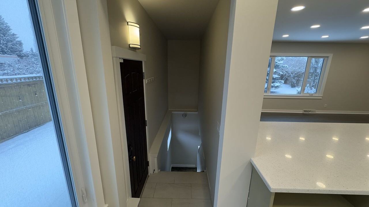 4003 3 Ave Sw - Photo 6 of 26