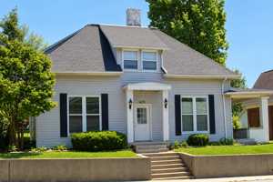 featured image of 100 E Cottage Grove Ave