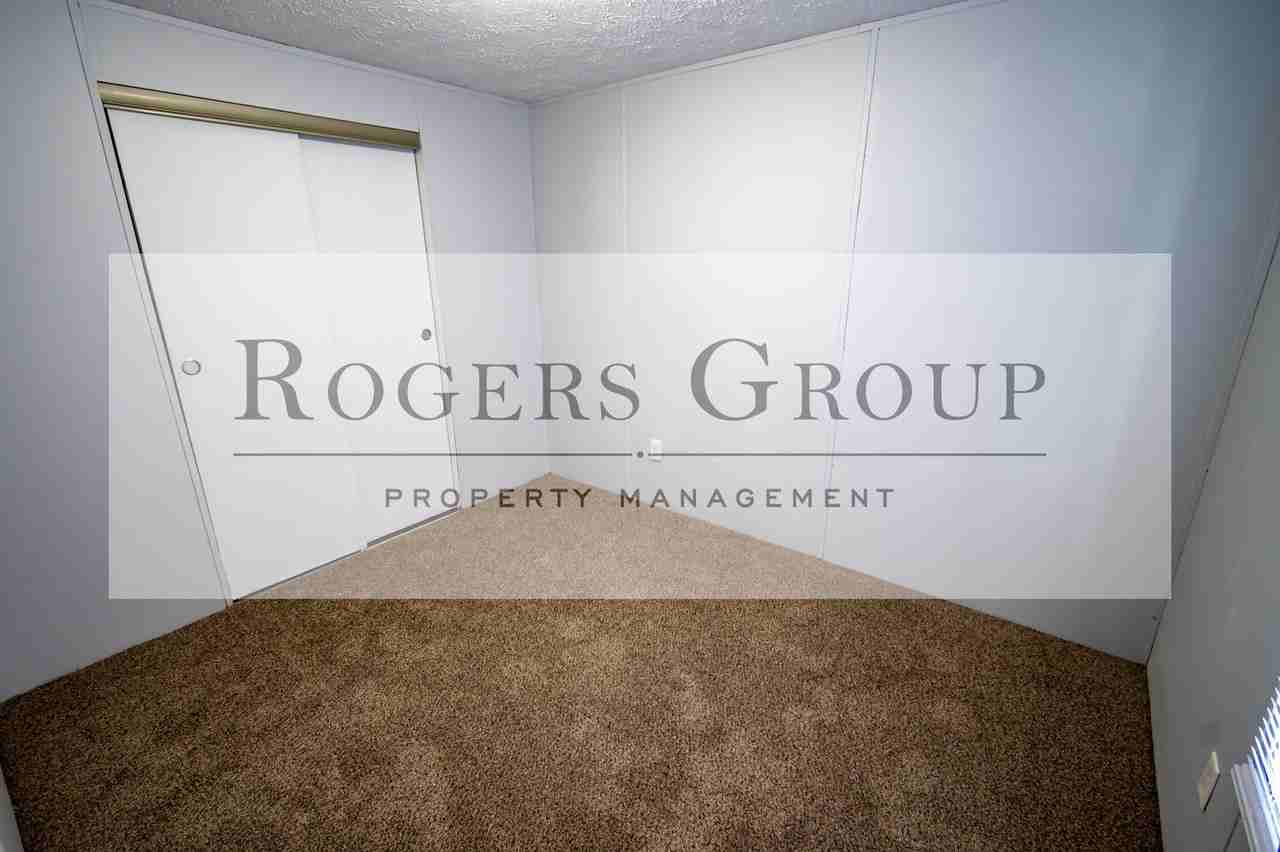388 S Chavis Rd #1 - Photo 4 of 9